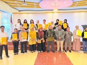 Foto Bersama Mahasiswa Penerima KIP